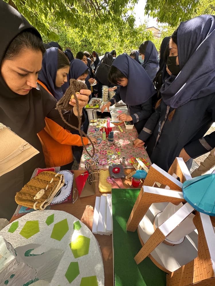 نمایشگاه آثار دانشآموزان - اردیبهشت ۱۴۰۲